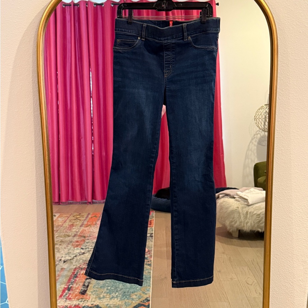 Spanx pull on flare jeans in Midnight sz L petite - Picture 4 of 7